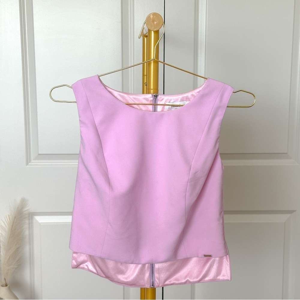 Toi et Moi Pink Sleeveless Asymmetrical Crop Top - Picture 3 of 7